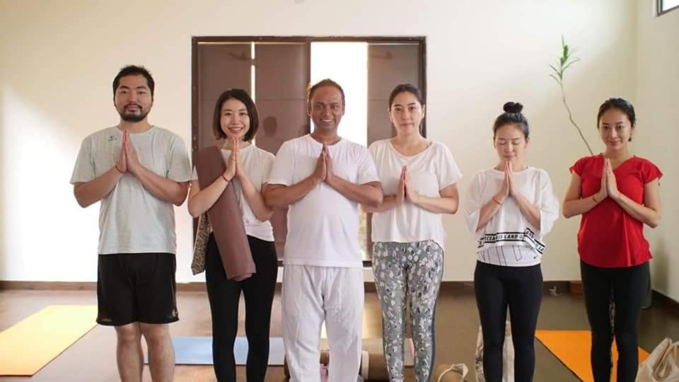 Yogi Home Stay Ришикеш Экстерьер фото
